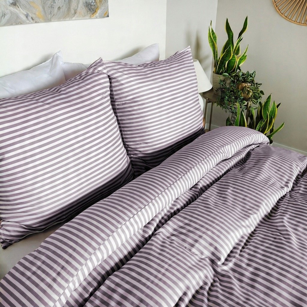 Zdjęcie przedstawiające Pościel mikrofibra w paski fioletowe 220x200