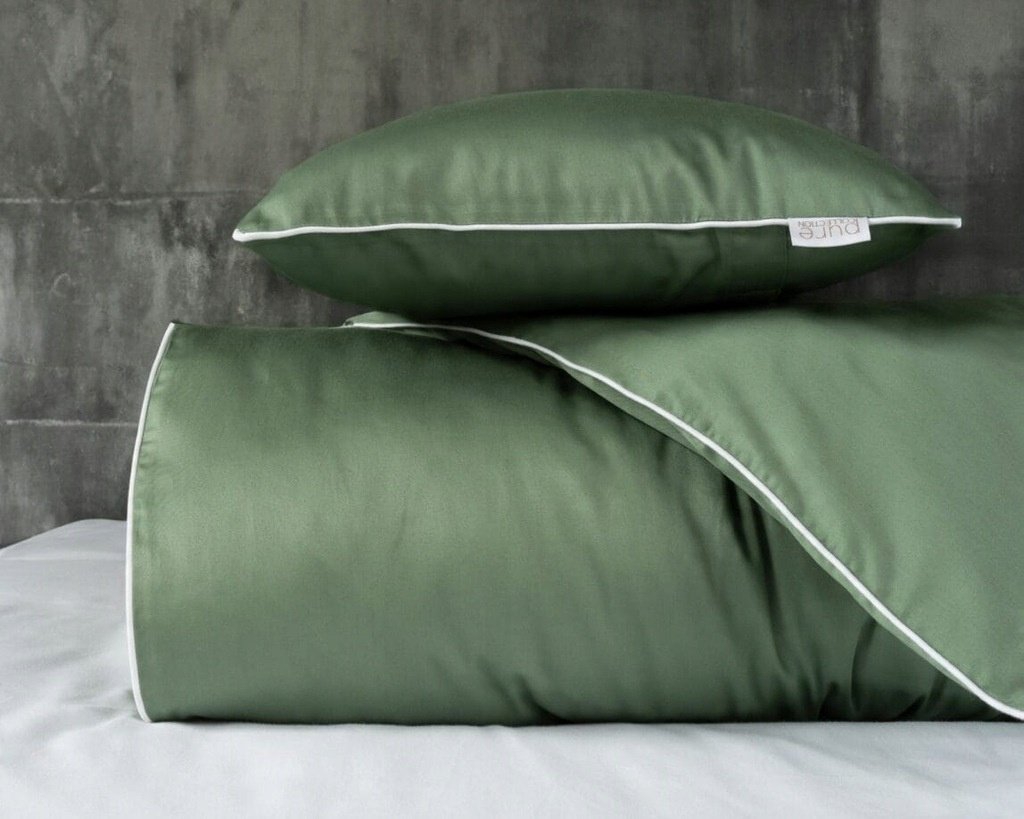 Zdjęcie przedstawiające Komplet pościeli zielonej z elegancką satynową lamówką