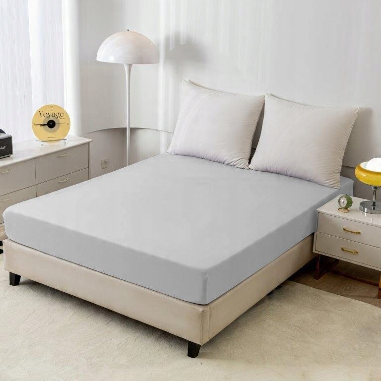 Zdjęcie przedstawiające Luksusowe prześcieradło satyna bawełniana szare 90x200 cm z gumką