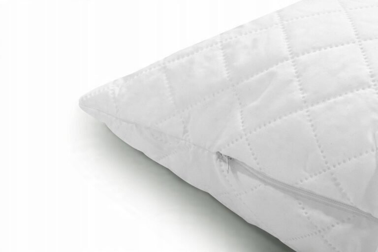 Zdjęcie przedstawiające Poduszka antyalergiczna Wiki 40x60 cm – wygodna i bezpieczna do spania