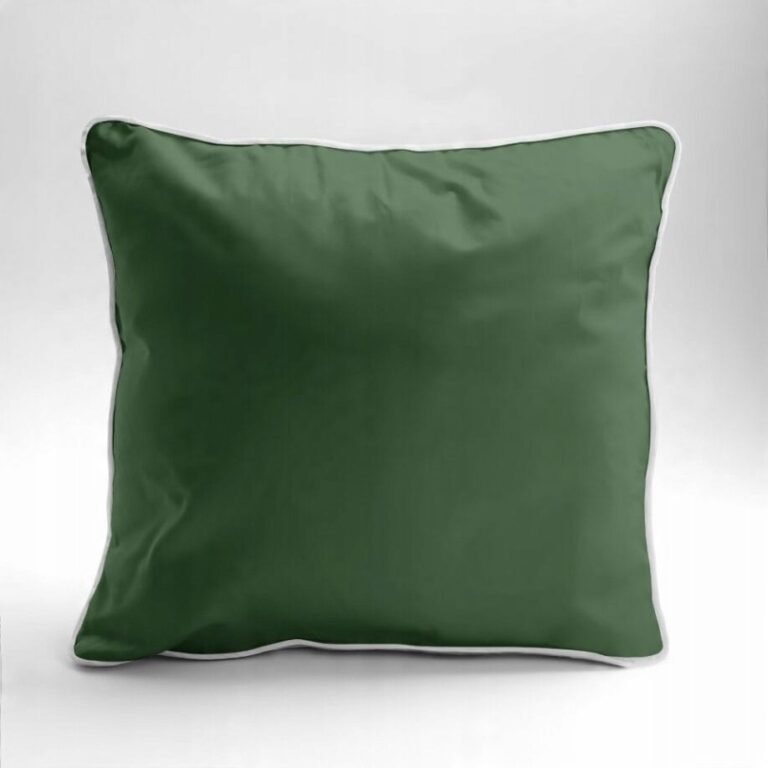 Zdjęcie przedstawiające Satynowa pościel butelkowa z eleganckim wykończeniem