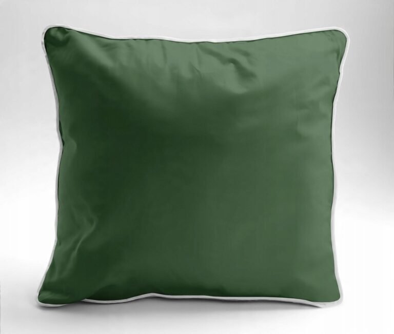 Zdjęcie przedstawiające Zielona pościel bawełniana z połyskiem i lamówką