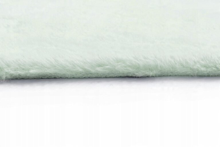 Zdjęcie przedstawiające Dywan futrzany Rabbit miętowy miękki i puszysty 40x60 cm